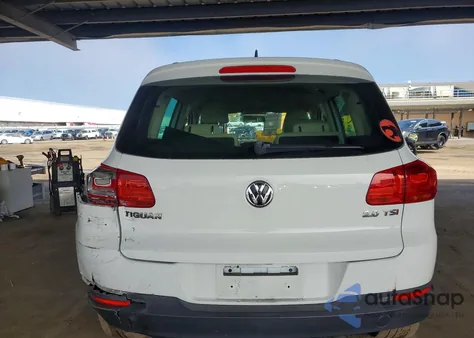 2015 Volkswagen Tiguan S from USA, damaged, VIN WVGAV7AX1FW605382